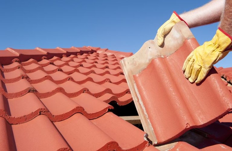 roof repairs Melbourne